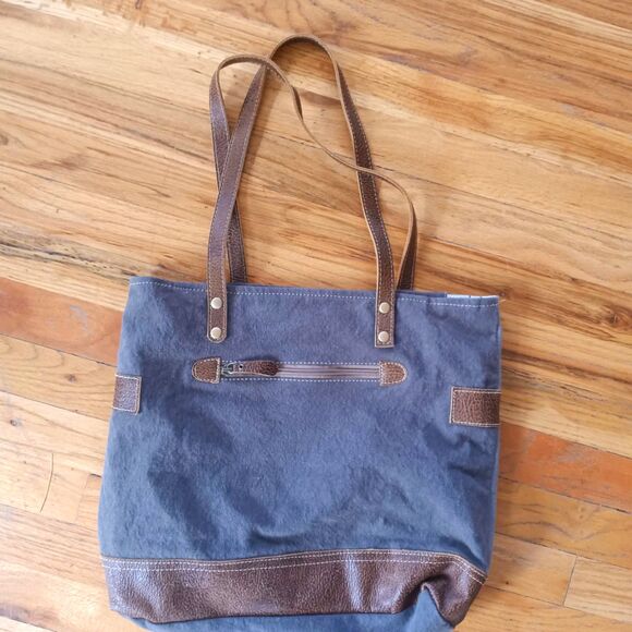 Myra bag canvas vegan leather flower print tote upcycled - Picture 3 of 8